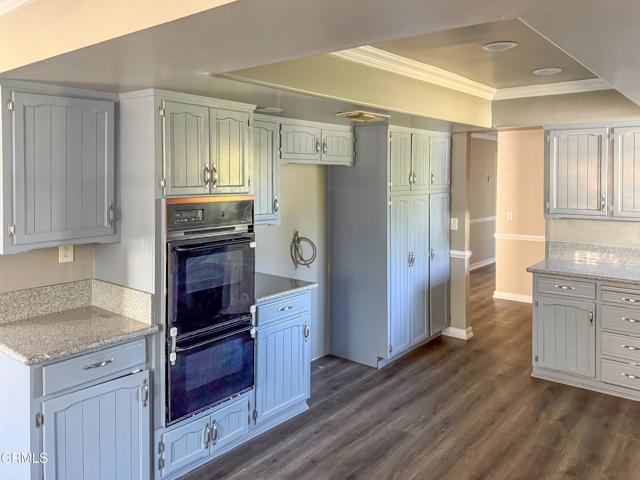 1421 W Westfield Avenue, Porterville CA: https://media.crmls.org/mediaz/0fbfec25-c437-4293-bb5d-49046ae2696b.jpg