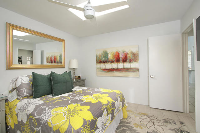 Image 20 of 42 For 74 La Ronda Drive