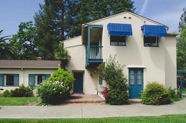 1321 Webster Street, Palo Alto CA: https://media.crmls.org/mediaz/0fc1dbfc-9c51-4e61-8de8-a0aa904567a1.jpg
