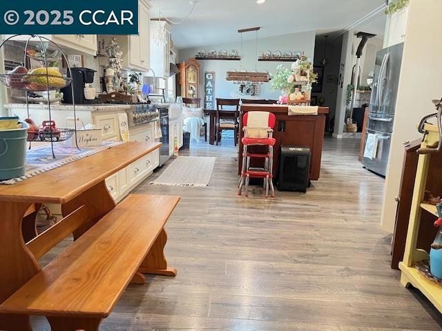 5098 Cantle Road, Copperopolis CA: https://media.crmls.org/mediaz/0fc26e1f-a7ad-4536-9fee-ae2364b65b9f.jpg