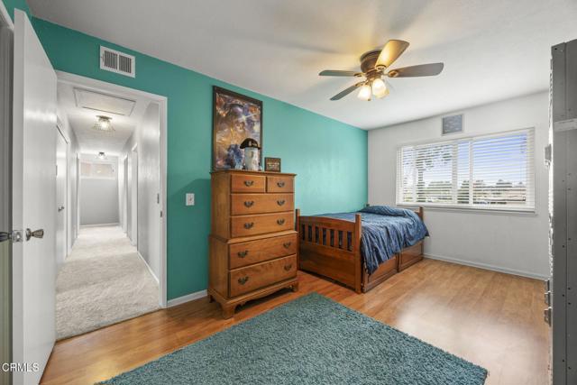 1099 N Agusta Avenue, Camarillo CA: https://media.crmls.org/mediaz/0fc27d36-7eb1-447d-b23e-204207382c9f.jpg