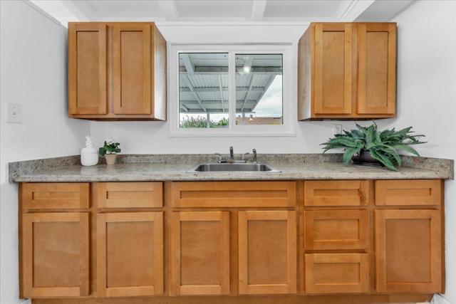 27837 Ormond Avenue, Hayward CA: https://media.crmls.org/mediaz/0fc2af2d-a16e-4aaf-aa6c-cfaab6ce7017.jpg