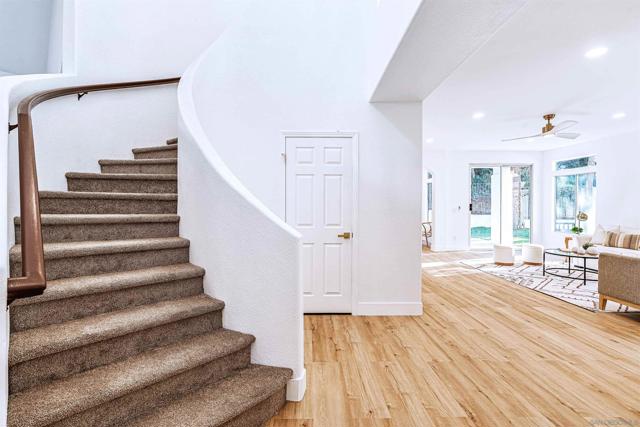 4943 Marin Dr, Oceanside CA: https://media.crmls.org/mediaz/0fc48e03-0b88-43fb-bb9d-c6ce97368aba.jpg