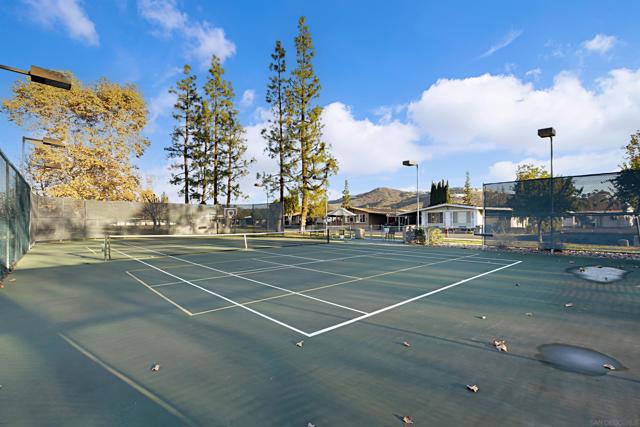 9255 N Magnolia Avenue, Santee CA: https://media.crmls.org/mediaz/0fc5bf4d-6331-4c23-91a0-91b0db385f0f.jpg