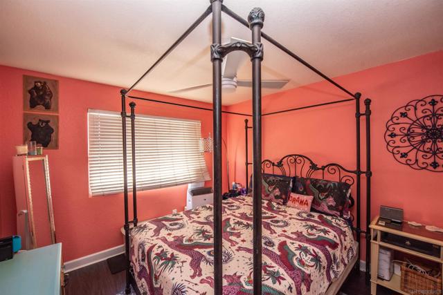 3295 Ocean View Blvd, San Diego CA: https://media.crmls.org/mediaz/0fc5c76d-0067-4569-90f5-0caf0660f553.jpg