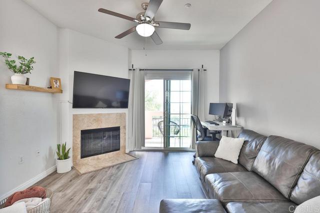 Detail Gallery Image 1 of 1 For 2716 Lake Pointe Dr #228,  Spring Valley,  CA 91977 - 1 Beds | 1 Baths