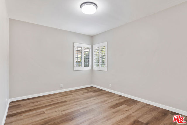 6421 Gaviota Avenue, Van Nuys CA: https://media.crmls.org/mediaz/0fc82564-28e4-445a-b8fd-6d0bdf1c7ee6.jpg