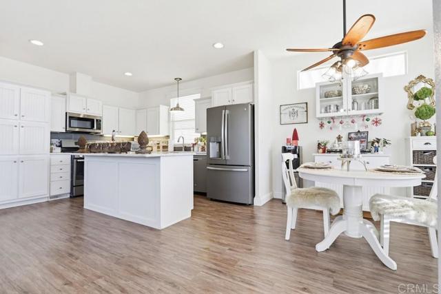 Detail Gallery Image 15 of 36 For 200 N El Camino Real #386,  Oceanside,  CA 92058 - 3 Beds | 2 Baths