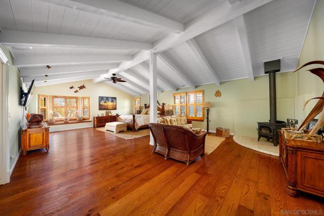 13764 McNally Rd, Valley Center CA: https://media.crmls.org/mediaz/0fcc3327-59ec-4408-8ee6-49c75ed9f800.jpg