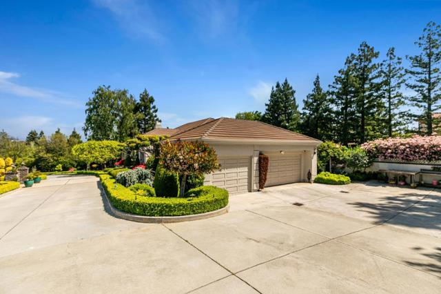 12308 Crayside Lane, Saratoga CA: https://media.crmls.org/mediaz/0fcccac9-aa9b-4446-97e2-b482023e9803.jpg