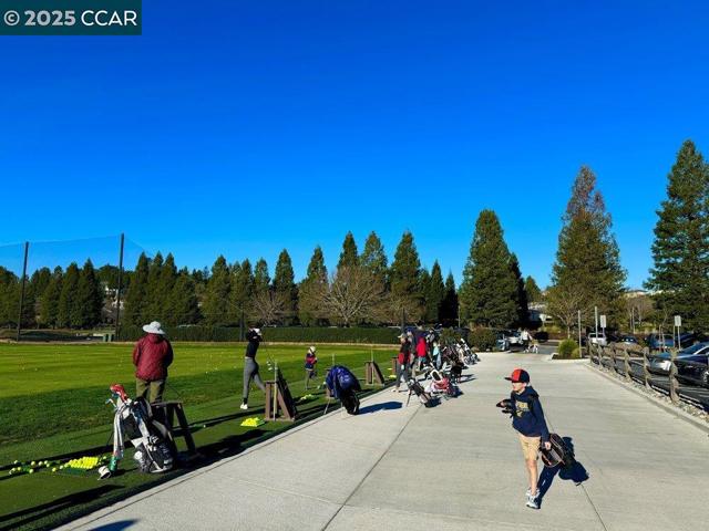 1716 Saint Andrews Drive, Moraga CA: https://media.crmls.org/mediaz/0fce8523-2a6b-4a6c-a2ac-c3c3ddecbd82.jpg