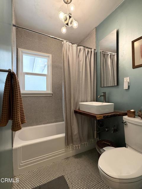 Detail Gallery Image 16 of 26 For 230 W Elmwood Ave, Burbank,  CA 91502 - 2 Beds | 1 Baths