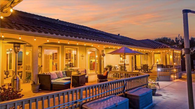 4116 Ashford Circle, Hollister CA: https://media.crmls.org/mediaz/0fcec1bb-0e64-41fb-a3e7-9d1e52402966.jpg