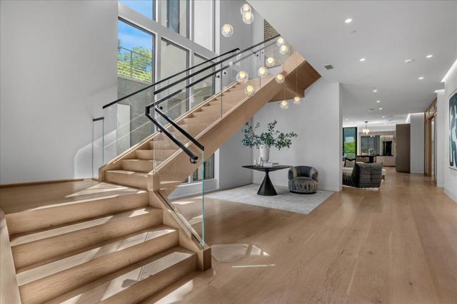 88 Tuscaloosa Avenue, Atherton CA: https://media.crmls.org/mediaz/0fcf9bce-5bfa-41ea-a175-7770c5fde4e1.jpg