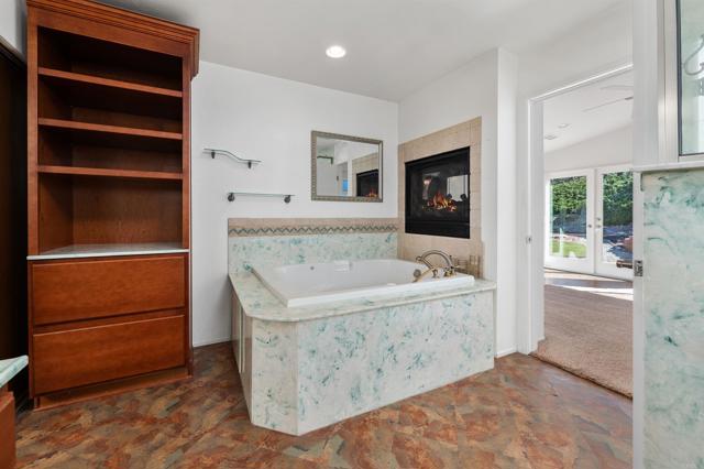 Detail Gallery Image 18 of 31 For 16866 Acebo Drive, San Diego,  CA 92128 - 4 Beds | 2 Baths
