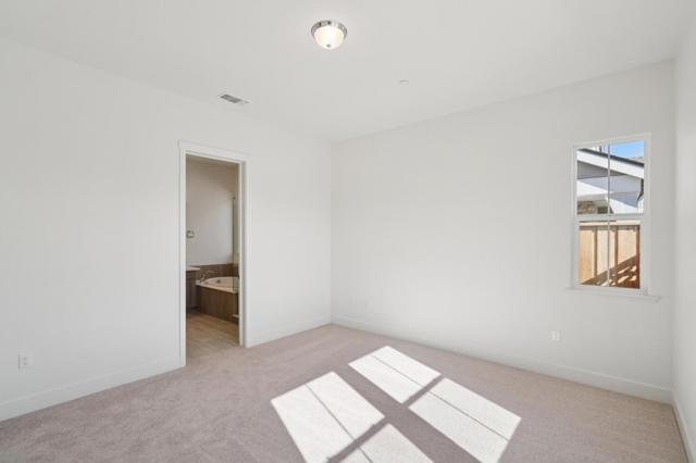 605 Santa Ynez Way, Marina CA: https://media.crmls.org/mediaz/0fd0593d-f67f-4c6a-a1cb-81e1fef818e8.jpg