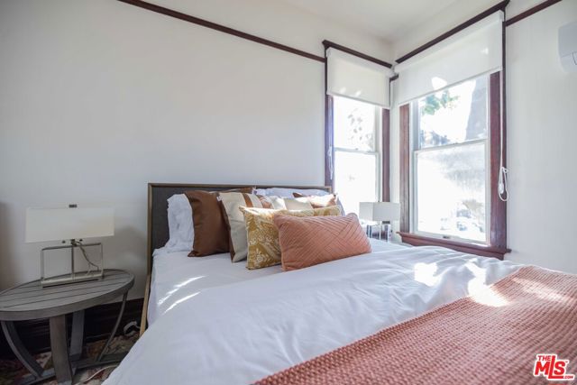 824 S Bonnie Brae Street, Los Angeles CA: https://media.crmls.org/mediaz/0fd11cfd-e0bc-4413-932b-c556b708c518.jpg