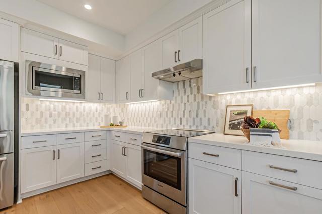 1225 Verano Road, Mountain View CA: https://media.crmls.org/mediaz/0fd11ed7-7624-4506-a0b4-b2e88986934b.jpg