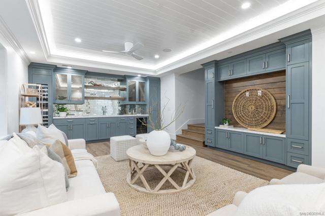 462 Westbourne Street, La Jolla CA: https://media.crmls.org/mediaz/0fd19253-91d6-438a-9a02-8dad380df7ca.jpg