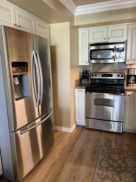 26 Mission Court, Rancho Mirage CA: https://media.crmls.org/mediaz/0fd1e16a-59fd-4753-b5dd-54208a95a0ce.jpg