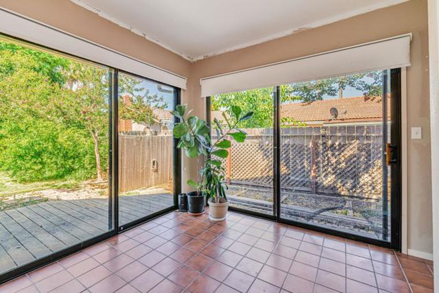 3115 Polk Way, Stockton CA: https://media.crmls.org/mediaz/0fd1ecda-6b86-4c54-bdcb-74661409f570.jpg