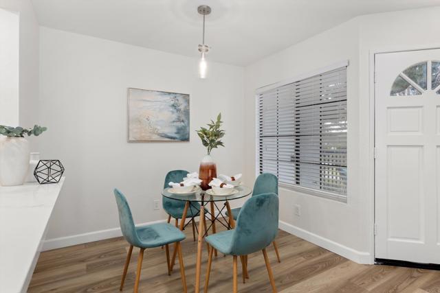 Detail Gallery Image 11 of 36 For 3524 Seahorn Circle, San Diego,  CA 92130 - 2 Beds | 2 Baths