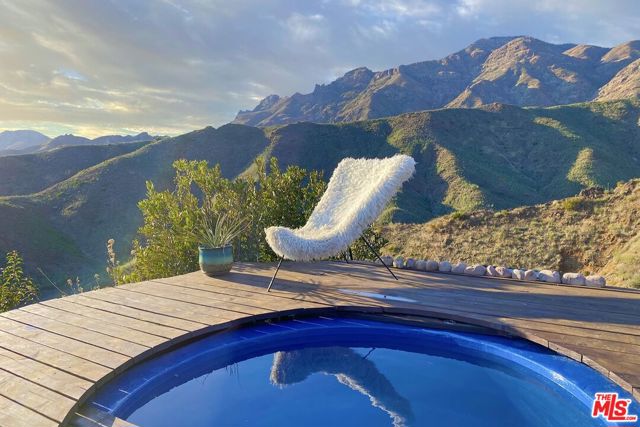 34550 Mulholland Highway, Malibu CA: https://media.crmls.org/mediaz/0fd32f43-c0f9-4beb-819d-aadb52fc9b17.jpg