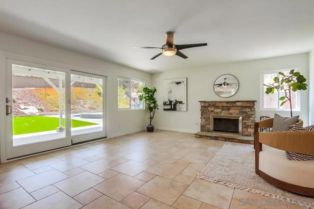 12709 Treeridge Ter, Poway CA: https://media.crmls.org/mediaz/0fd4ac6e-5d38-4bec-a534-ee1d462b268d.jpg