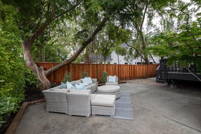 708 Neal Avenue, San Carlos CA: https://media.crmls.org/mediaz/0fd4d0e9-0256-4502-b767-8e2776ffe67c.jpg