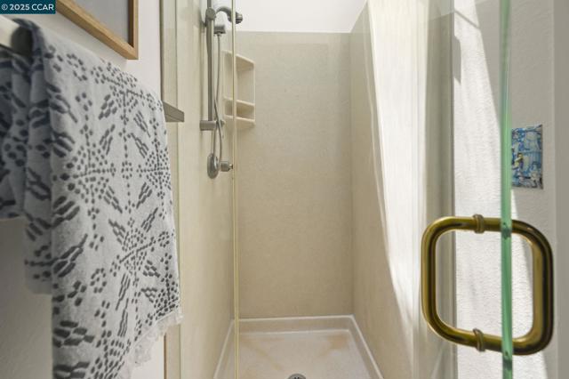 2 Kulani Ln, Pleasant Hill CA: https://media.crmls.org/mediaz/0fd84d4c-546f-40bc-8fea-27a970d9f50e.jpg
