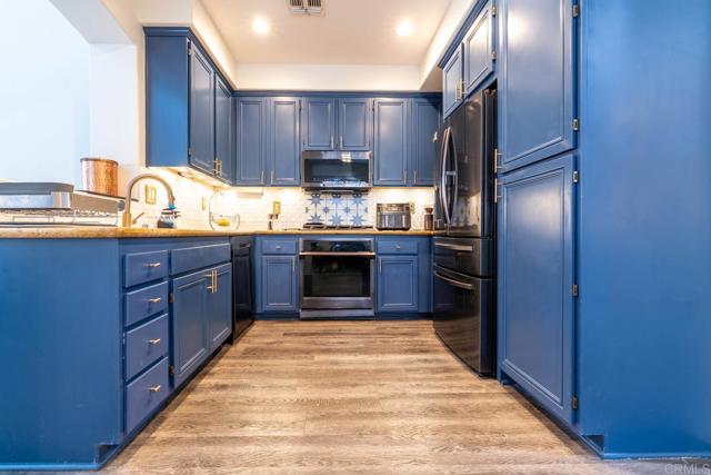 Detail Gallery Image 15 of 34 For 2772 Piantino Cir, San Diego,  CA 92108 - 2 Beds | 2 Baths