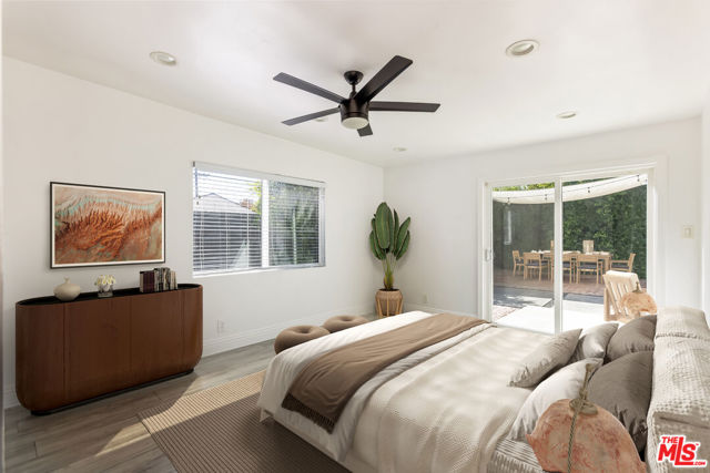 3921 S Victoria Avenue, Los Angeles CA: https://media.crmls.org/mediaz/0fd8ecac-5767-4a6c-9bad-52be93d74a26.jpg