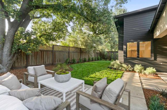 1060 Karen Way, Mountain View CA: https://media.crmls.org/mediaz/0fd91629-dee6-4233-9c3e-45886339a46a.jpg