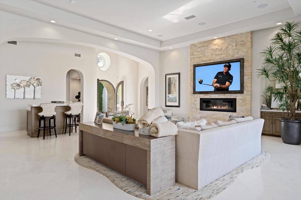 MLS #219127053DA image #25