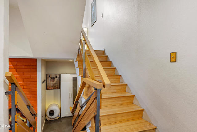 Detail Gallery Image 28 of 47 For 11912 Riverside Dr #20,  Valley Village,  CA 91607 - 2 Beds | 3 Baths