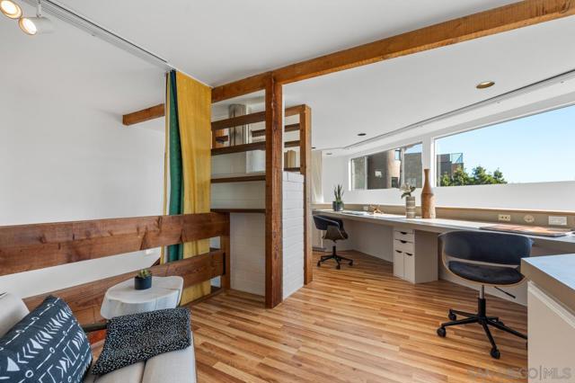 2506 Via Merano, Del Mar CA: https://media.crmls.org/mediaz/0fdb6368-2a1c-40a1-ba2c-31710ac9a012.jpg