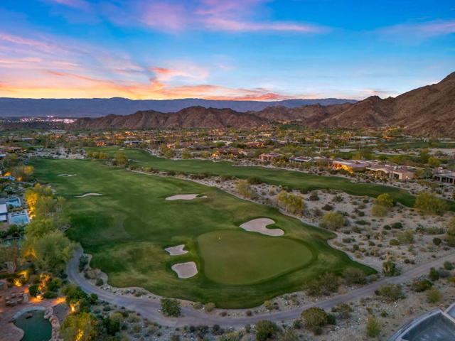 50741 Desert Arroyo Trail, Indian Wells CA: https://media.crmls.org/mediaz/0fdc429e-8ada-43e7-9fbe-a9f3506c1def.jpg