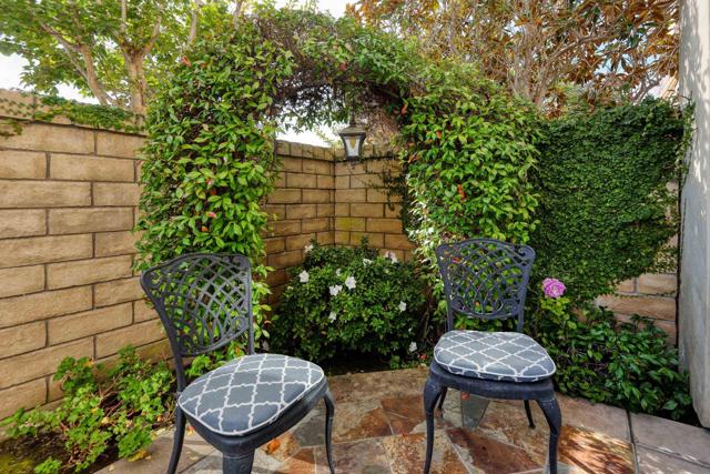 1329 Caminito Balada, La Jolla CA: https://media.crmls.org/mediaz/0fded200-c4d1-4371-9016-5bab2849e50a.jpg