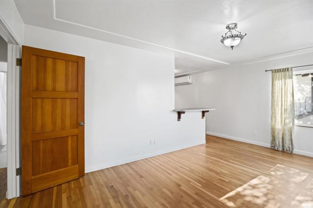 Detail Gallery Image 10 of 47 For 1531 Glenwood Dr, San Diego,  CA 92103 - 3 Beds | 2 Baths