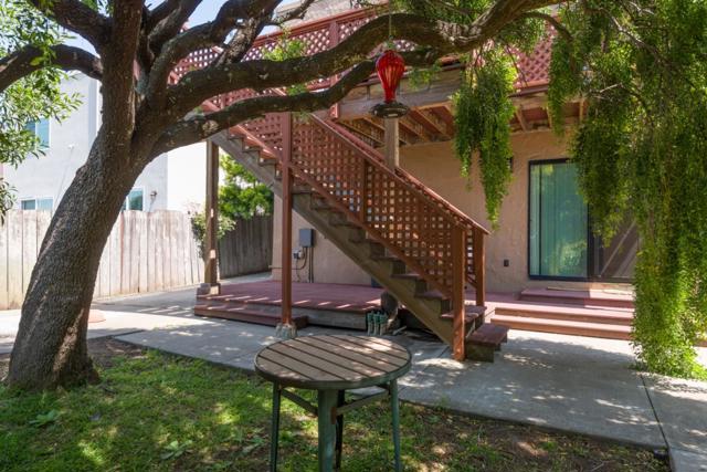 513 Park Way, South San Francisco CA: https://media.crmls.org/mediaz/0fe17978-eb9c-4a49-999c-b43015eb7499.jpg