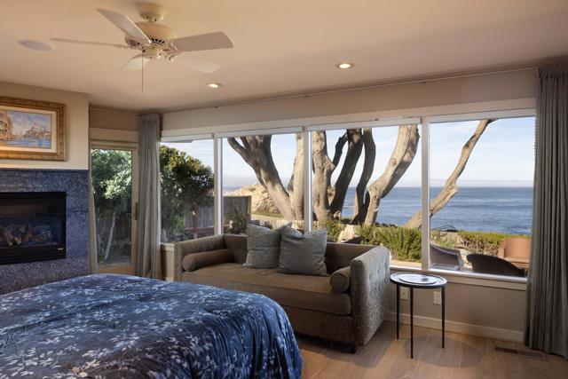 1209 Ocean View Boulevard, Pacific Grove CA: https://media.crmls.org/mediaz/0fe1f4fb-d838-4714-8fb4-db63ea242734.jpg