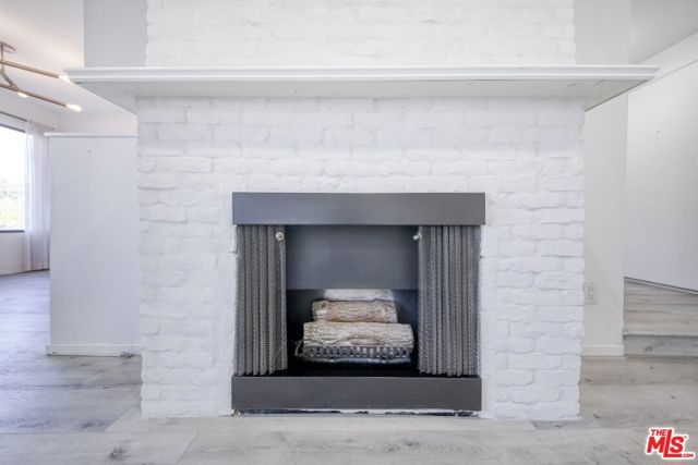 515 N Jackson Street, Glendale CA: https://media.crmls.org/mediaz/0fe28ffe-13fc-4b85-9938-5935a8104271.jpg