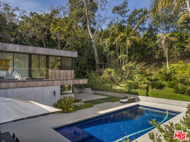 3254 Hutton Drive, Beverly Hills, California 90210, 6 Bedrooms Bedrooms, ,6 BathroomsBathrooms,Single Family Residence,For Sale,Hutton,24373881