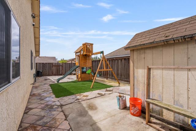 1001 Eagle Drive, Salinas CA: https://media.crmls.org/mediaz/0fe3791d-f045-4976-b914-c320476b9fed.jpg