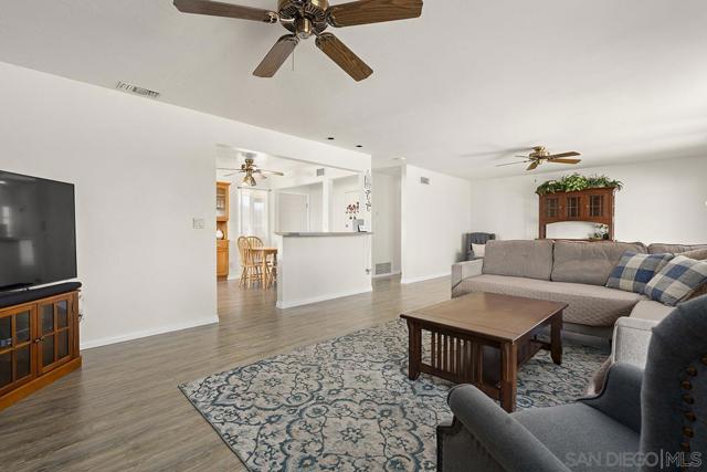 1718 Outer Dr., El Cajon CA: https://media.crmls.org/mediaz/0fe39e0b-74e5-4658-aec1-03e71935d4f7.jpg