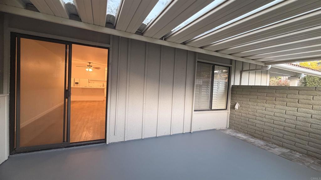 3086 N via serena #b