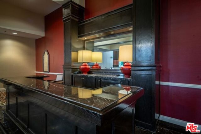 10724 Wilshire Boulevard, Los Angeles CA: https://media.crmls.org/mediaz/0fe612ec-9844-41ce-be58-c3feef991ed9.jpg