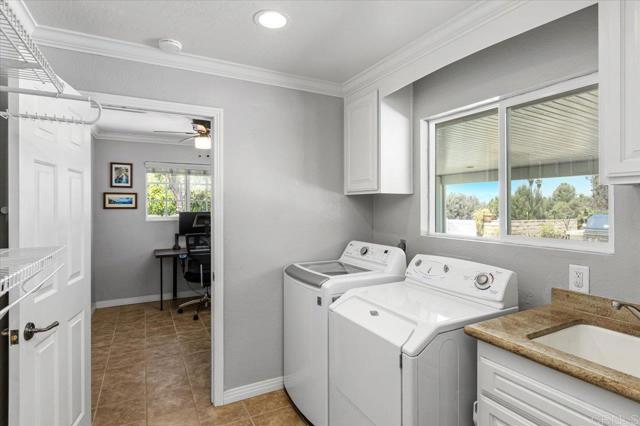 31158 Del Rey Road, Temecula CA: https://media.crmls.org/mediaz/0fe69d5e-1bc7-43bf-9b11-3cb6905946fa.jpg