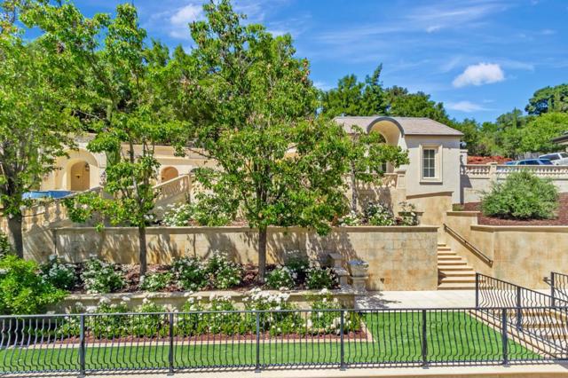 15681 Kennedy Road, Los Gatos CA: https://media.crmls.org/mediaz/0fe6d2cc-233c-4d55-b0df-f1323ff44b67.jpg