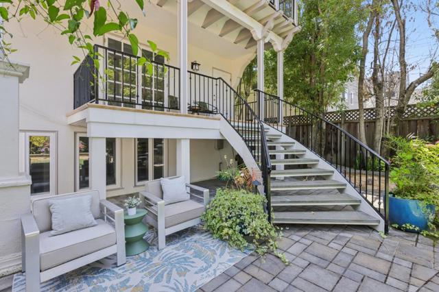 2404 Hillside Drive, Burlingame CA: https://media.crmls.org/mediaz/0fe72bc2-c9cd-4779-8be3-dab1d7bc4338.jpg
